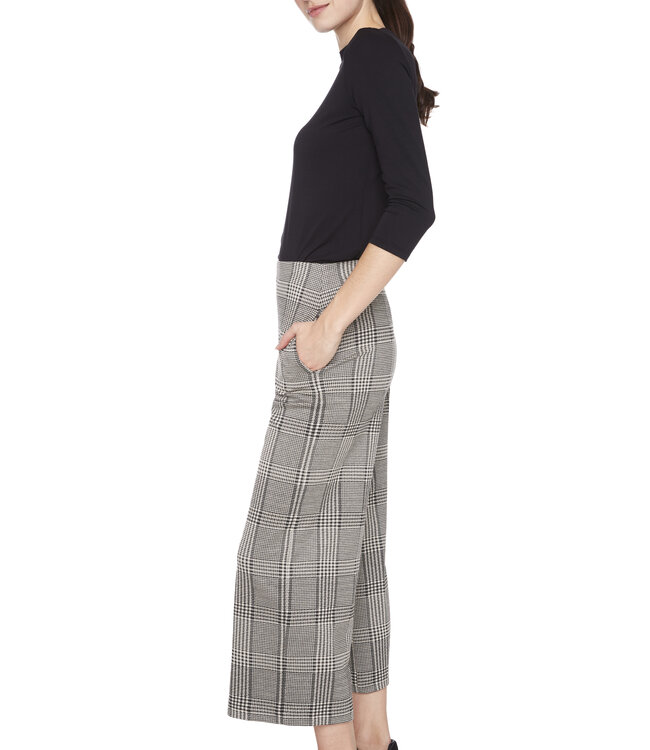 Up Beige Plaid Crop Gaucho Knit Pant