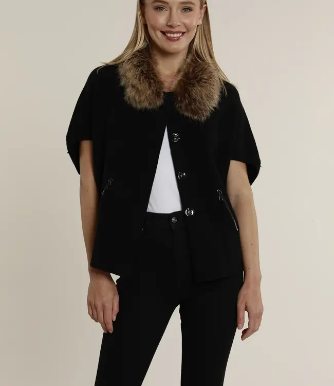 Dolce Cabo Black Cape w/Chestnut Faux Fur
