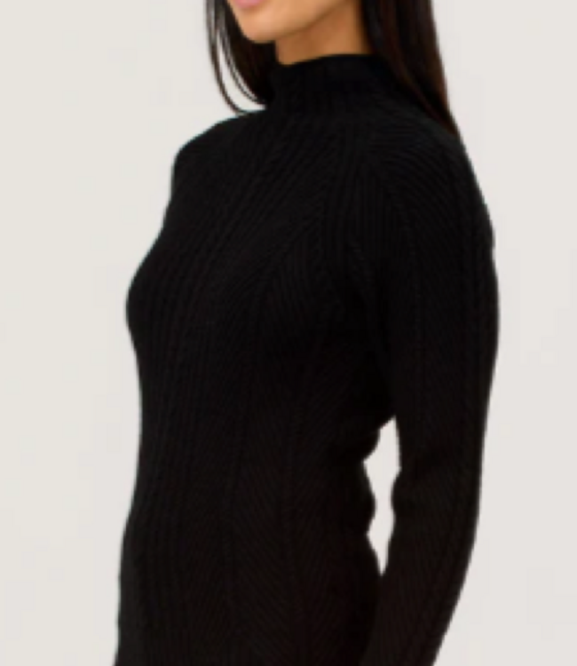 Krimson Klover Lydia Mockneck Black