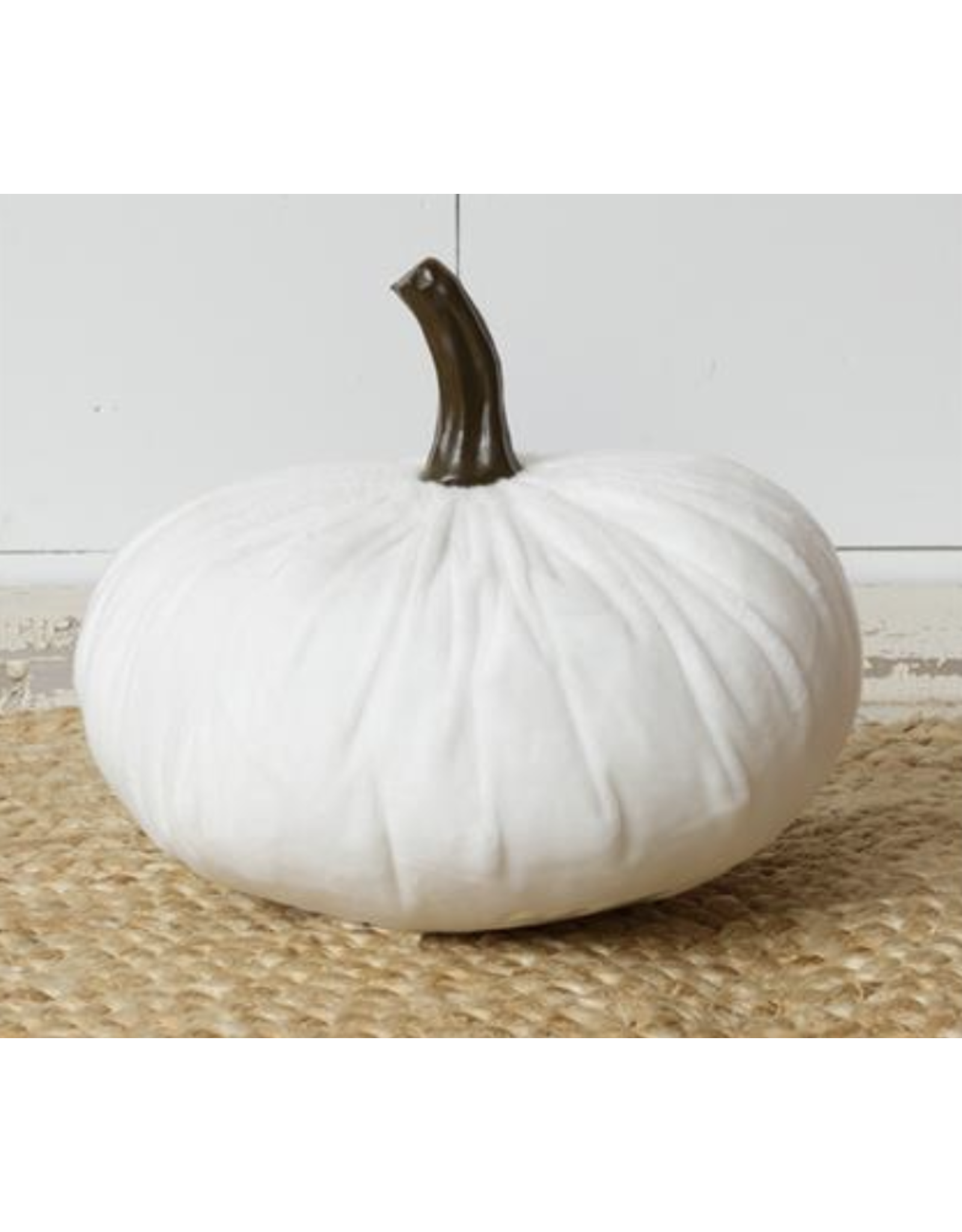 audreys Velvet Pumpkin White