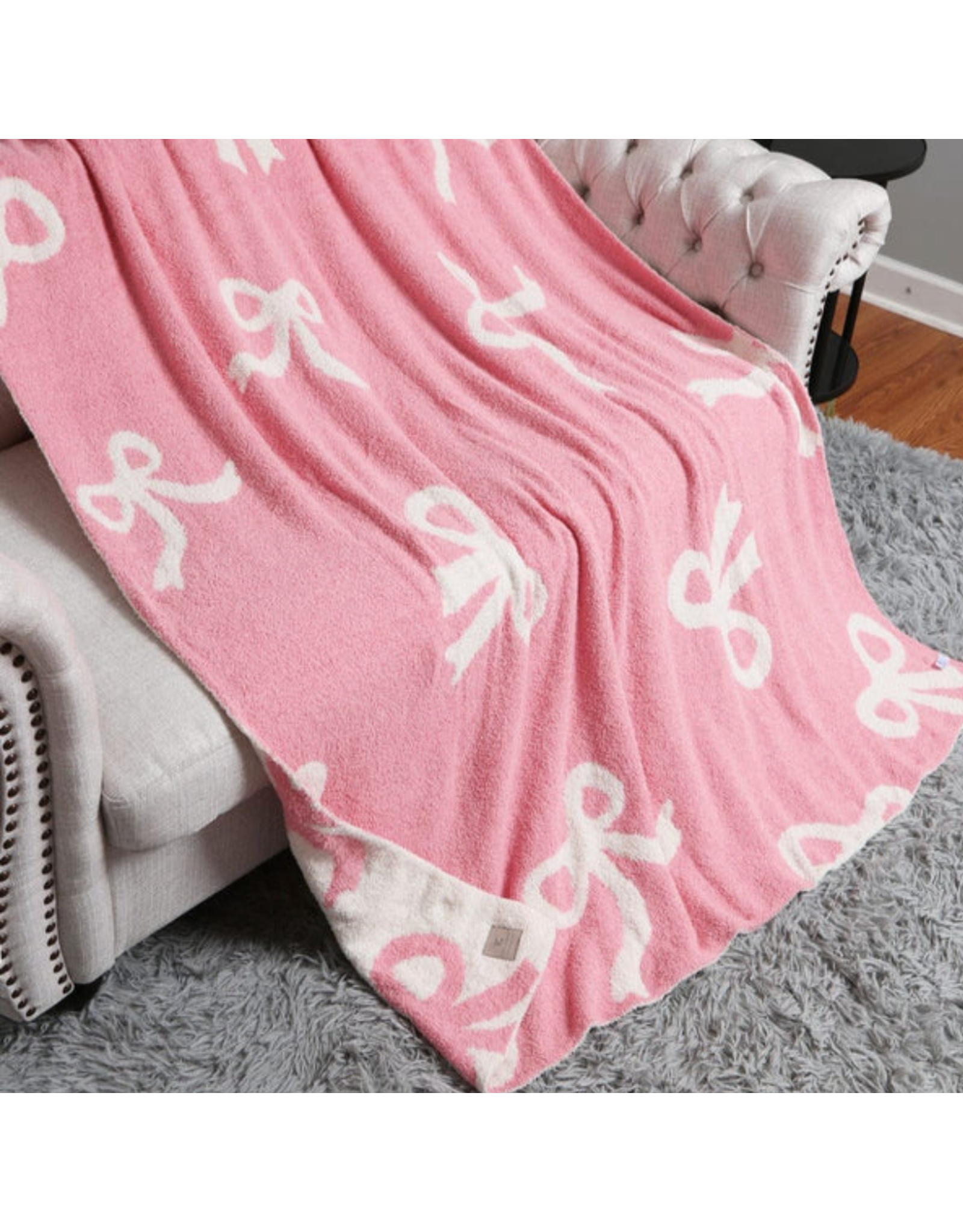 Queens Design Patterned Chenille Blanket