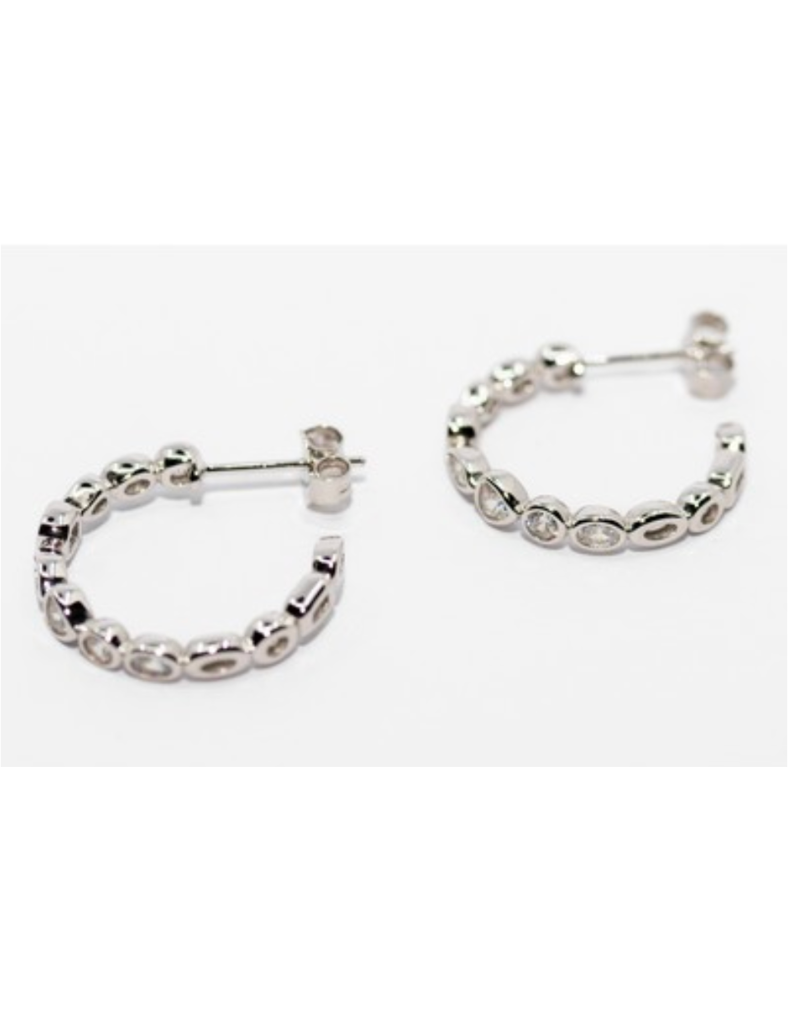 Meghan Browne Tango 18K Earring