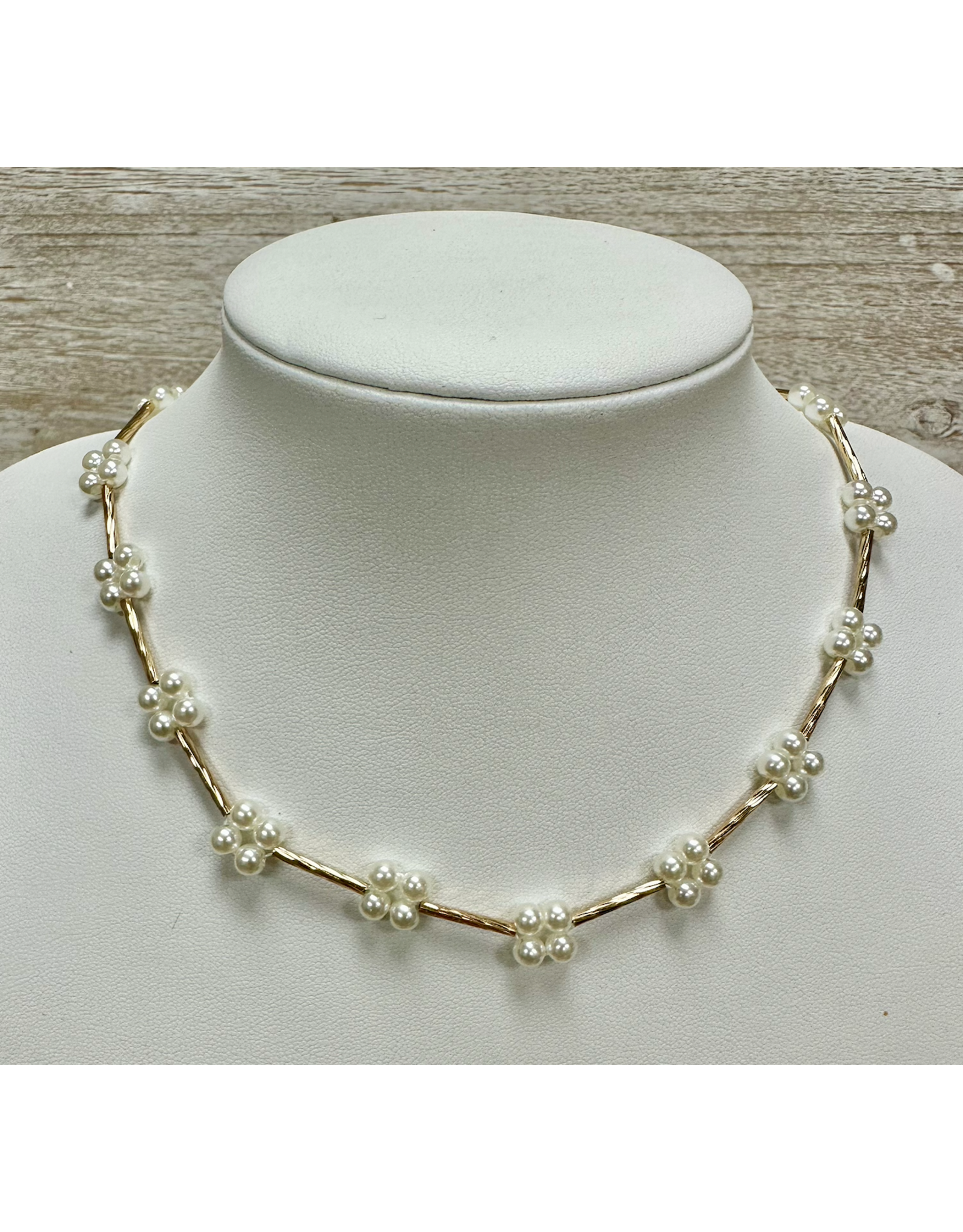 Golden Stella Blossom Pearl Collar
