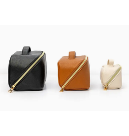 A Wink & A Nod Set of 3 Leather Cosmetic Bags