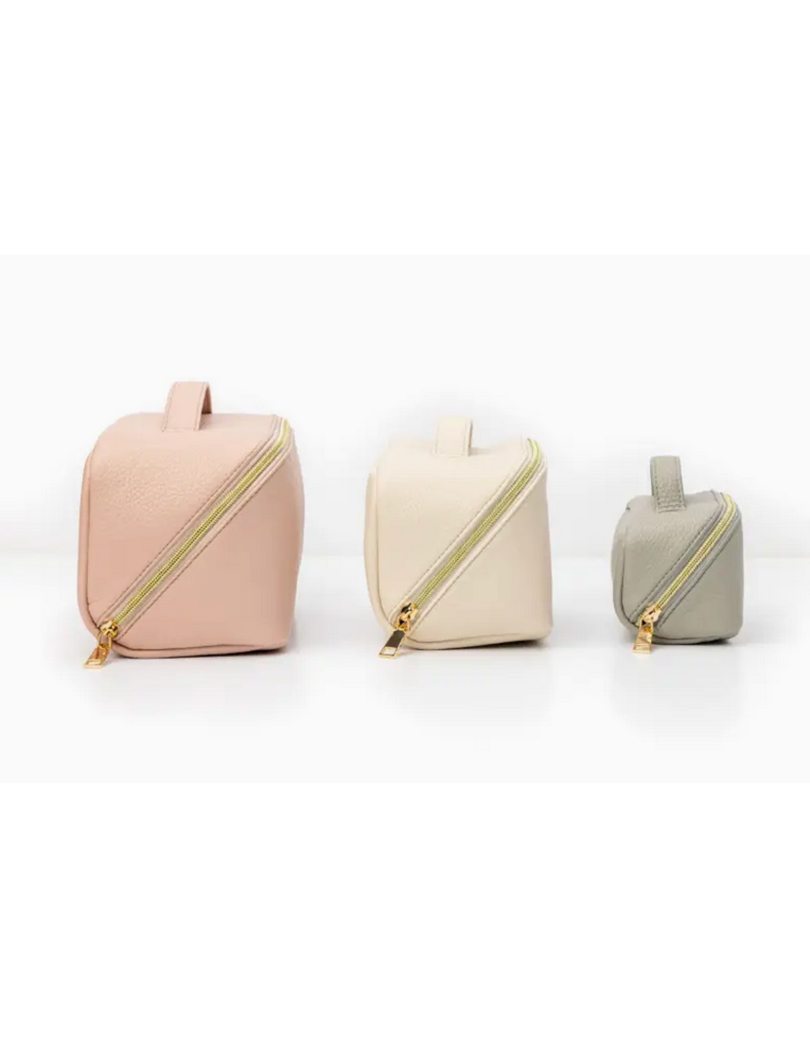 A Wink & A Nod Set of 3 Leather Cosmetic Bags