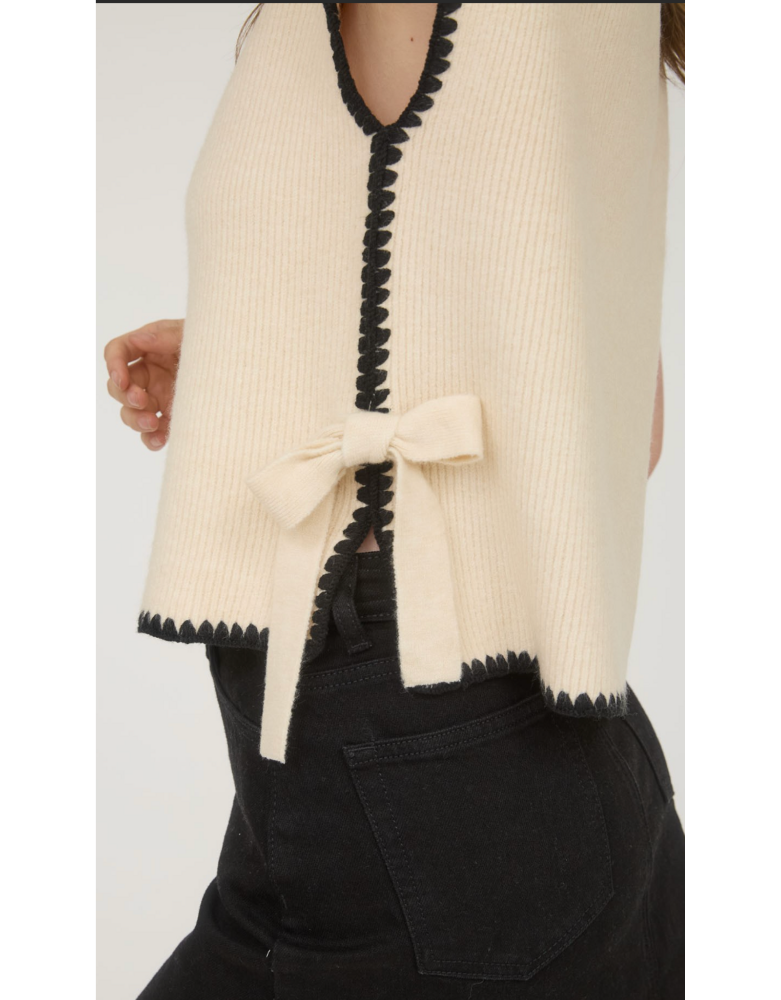Blu Pepper Bow & Stitch Sweater Vest