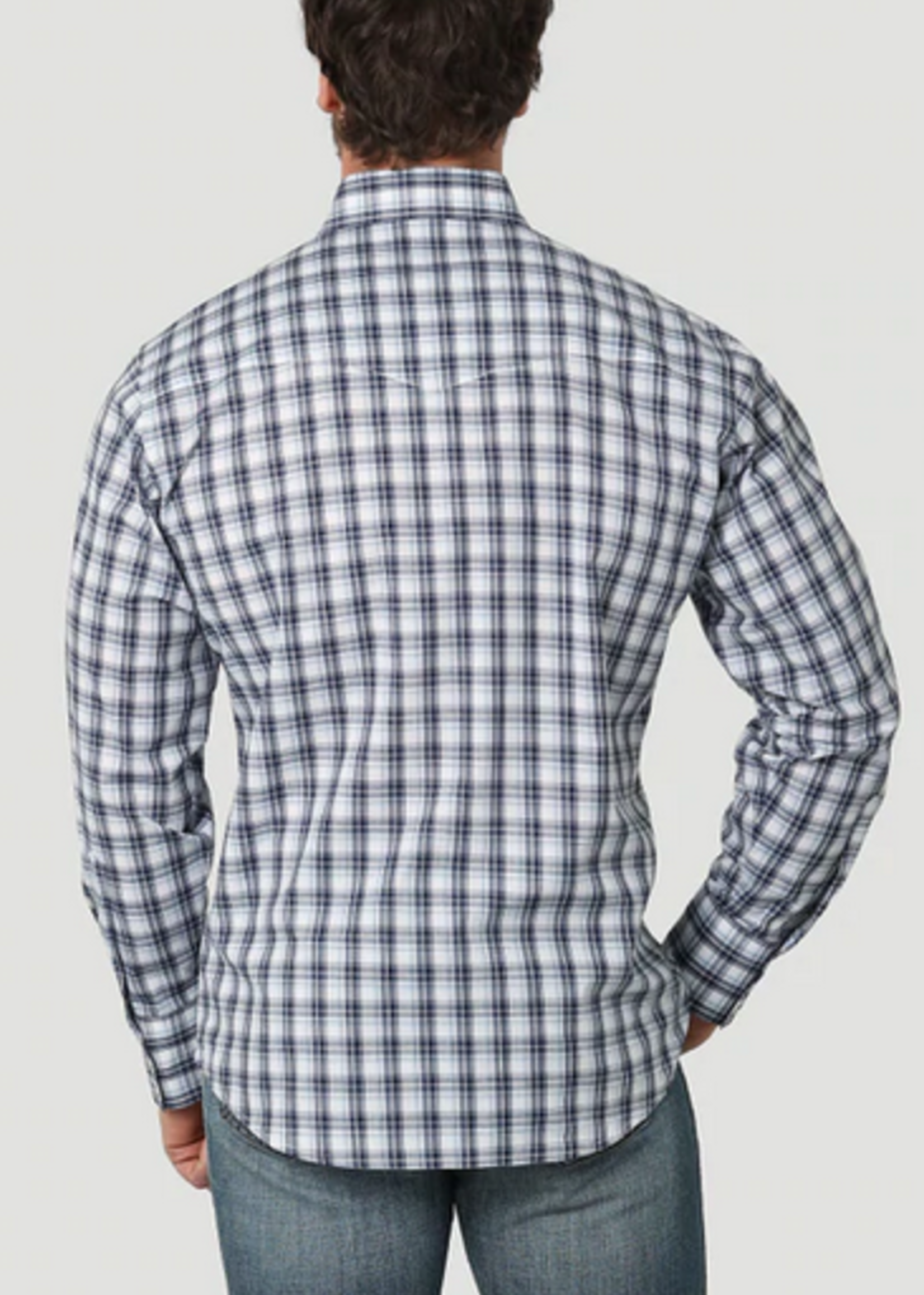 Wrangler Wrangler - Men's Wrinkle Resist Long Sleeve Shirt Relaxed Fit- 112314901