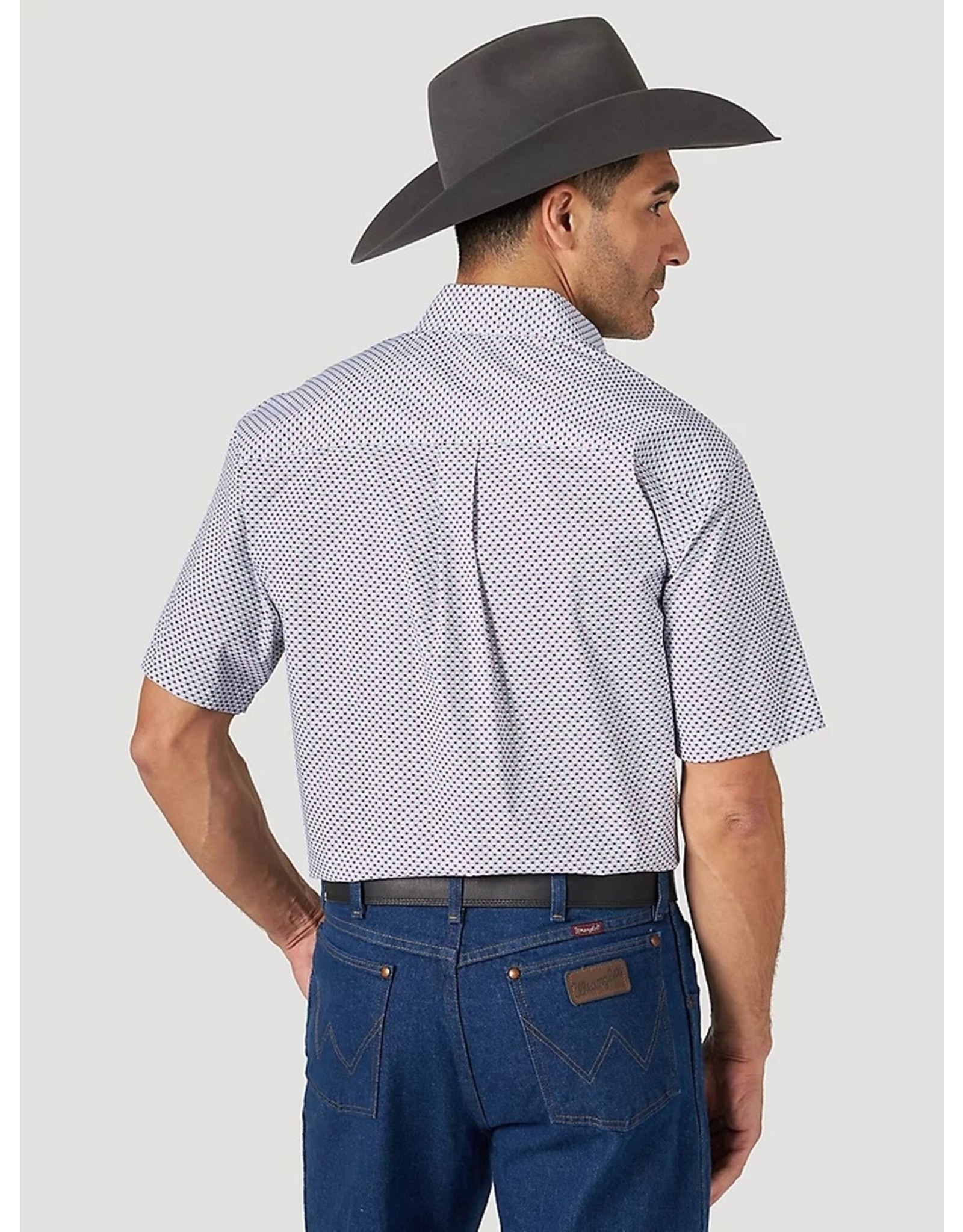 Wrangler - Men's George Strait Two Pocket Short Sleeve Shirt - 112314997