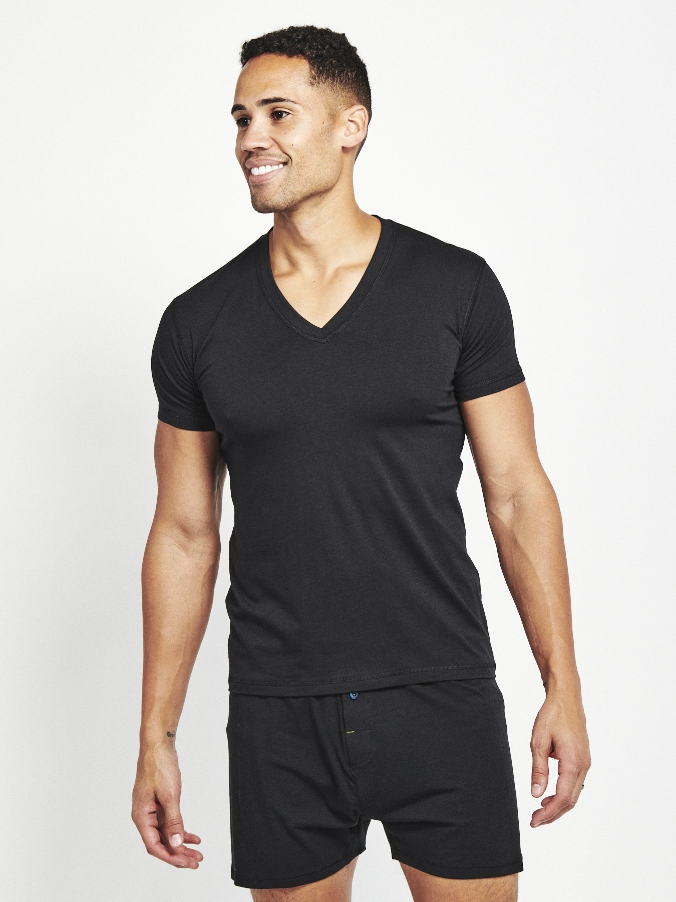 TASC BAMBARE DEEP V NECK  UNDERSHIRT