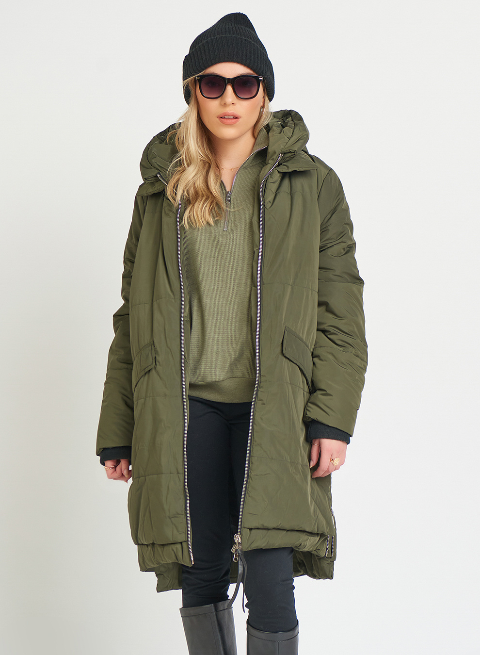 HOODED PUFFER JACKET