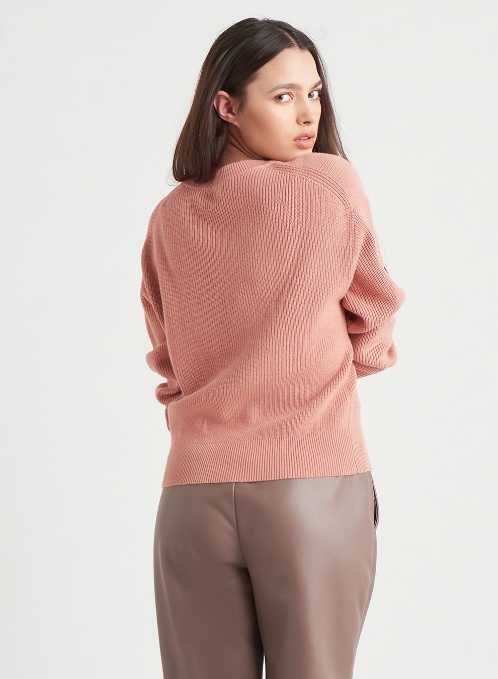 RIB KNIT SWEATER