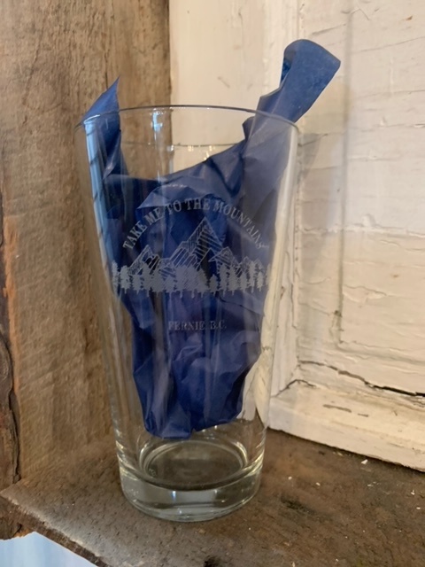 NO3 NO3 ETCHED BEER GLASS