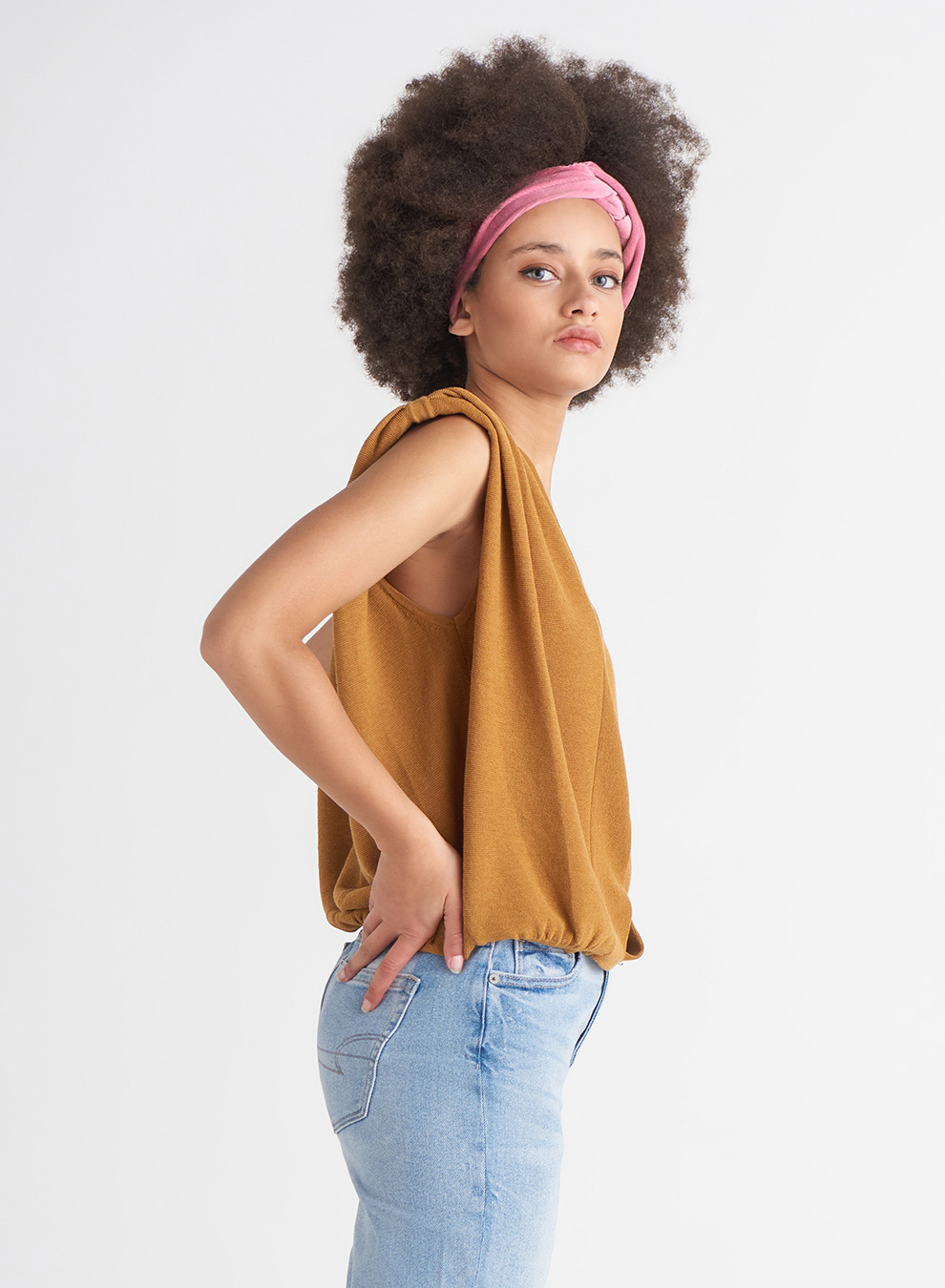 GATHERED PLEAT SHOULDER PAD SWEATER