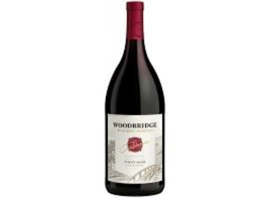 WOODBRIDGE PINOT NOIR 1.5L