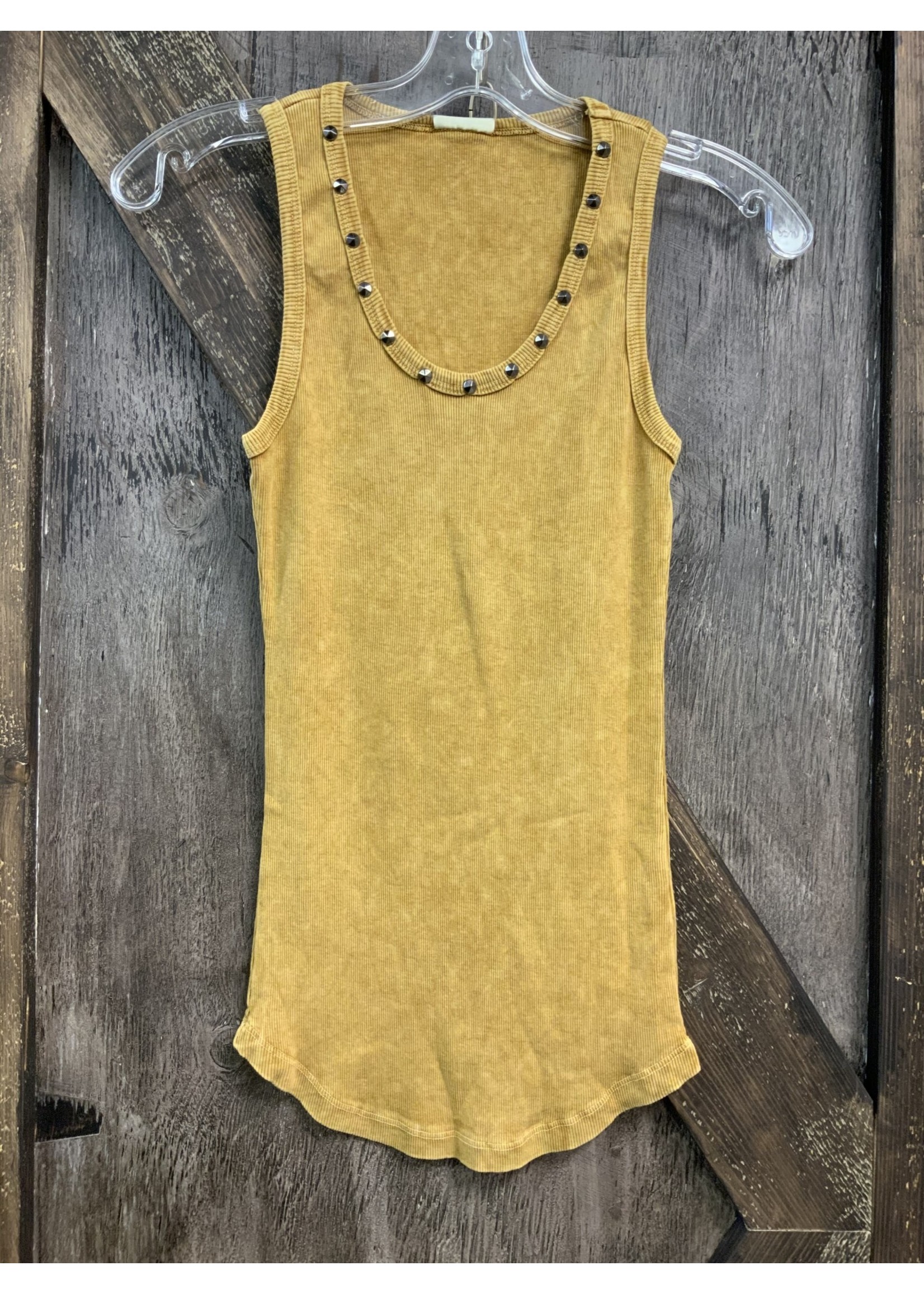 MINERAL WASHED BASIC LONG TANK W/STUDS ON NECKLINE