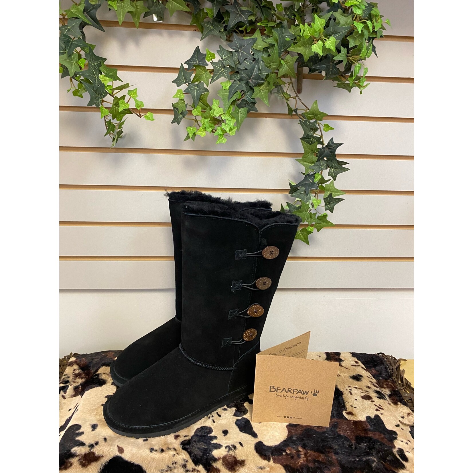 Bearpaw lori store