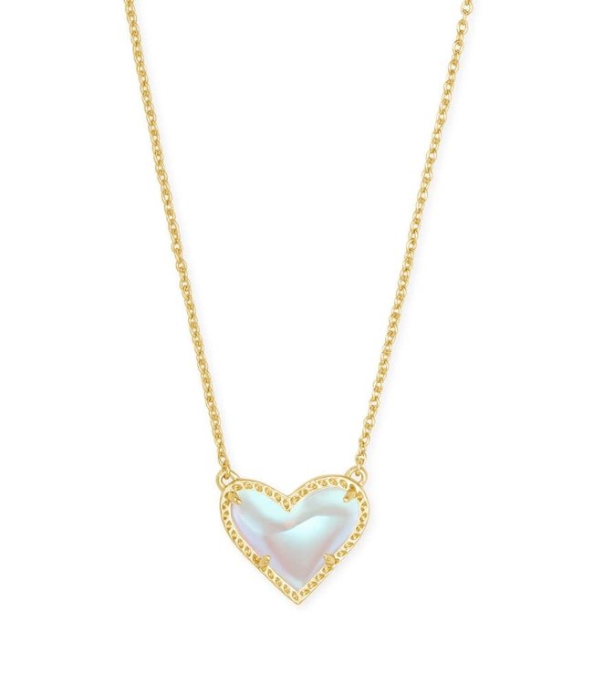 ARI Heart pendant necklace
