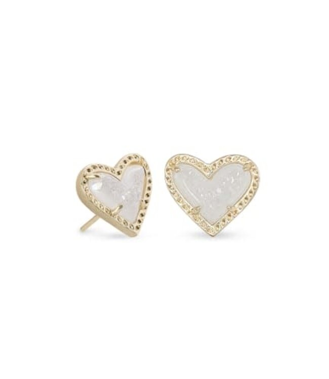 ARI Heart Stud Earring