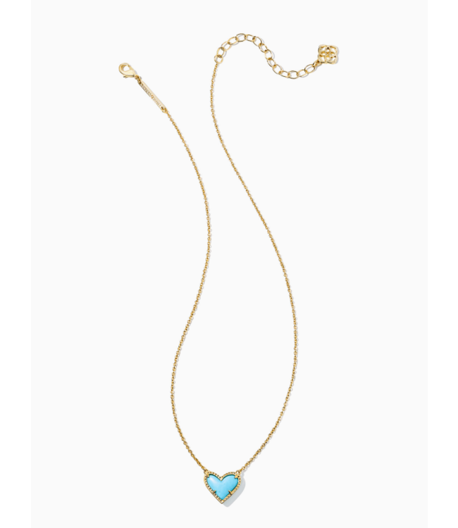 ARI Heart pendant necklace