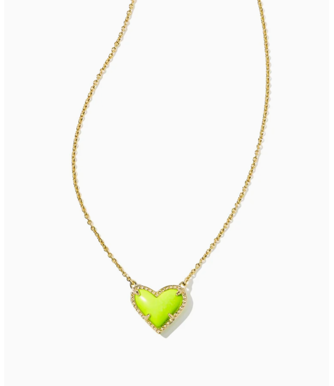 ARI Heart pendant necklace