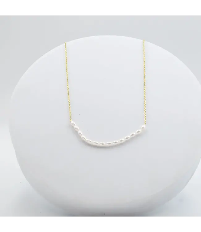 Gold Carrie Pearl Neck