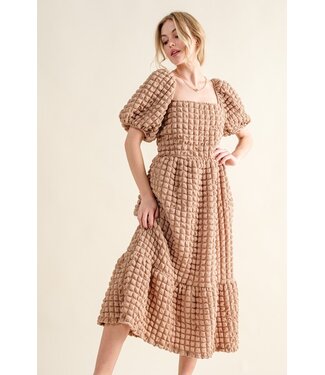 and the why Bubble puff midi dress