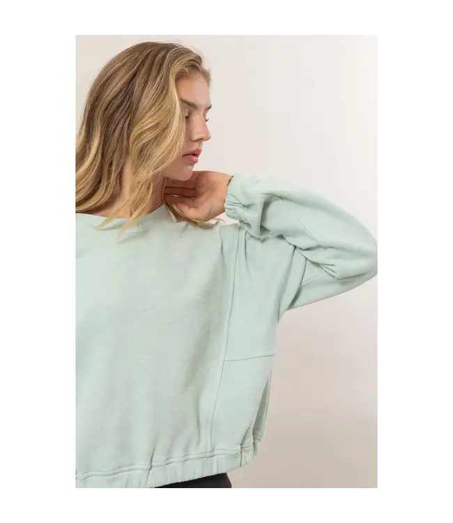 DZ24F991 Cropped Pullover Sweatshirt