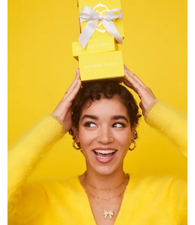 Krista bow short pend neck