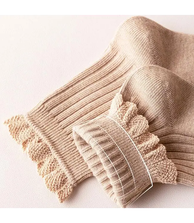 Ruffle Edge Lace Crew Socks Coffee