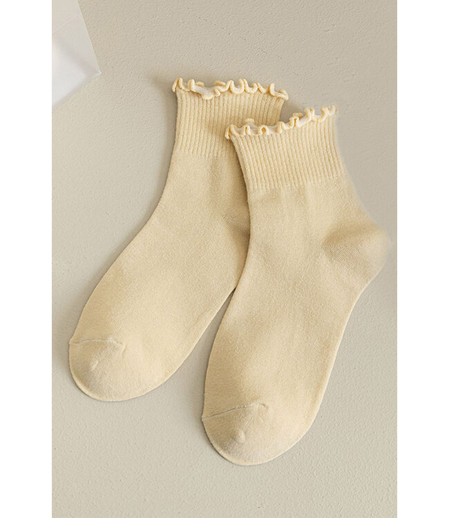Ruffle Ankle Socks