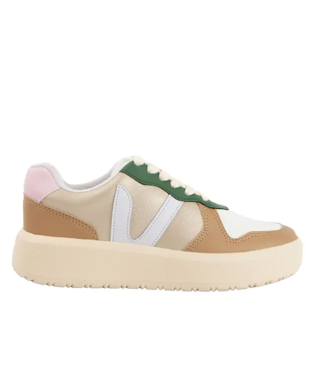 IVY Sneakers