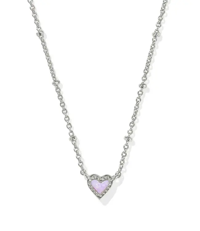 Mini ARI Heart Pendant Necklace