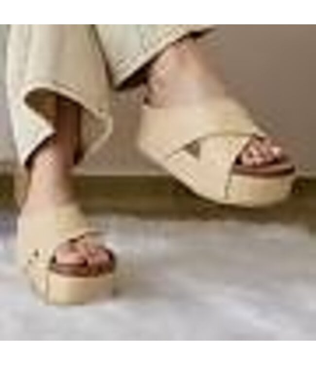 NINA 4 raffia platform