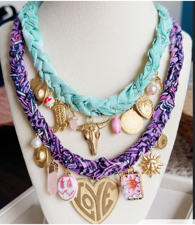 3 TICKETS TO BANDANA CHARM BAR EVENT