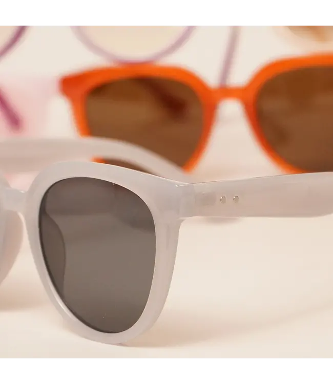 Oval Classic Sunglasses