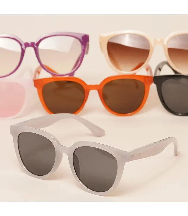 Oval Classic Sunglasses