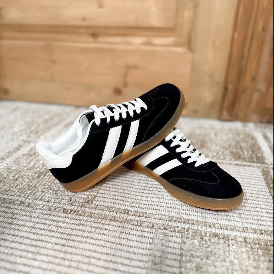 AVA Two Striped Trendy Sneaker - Meri