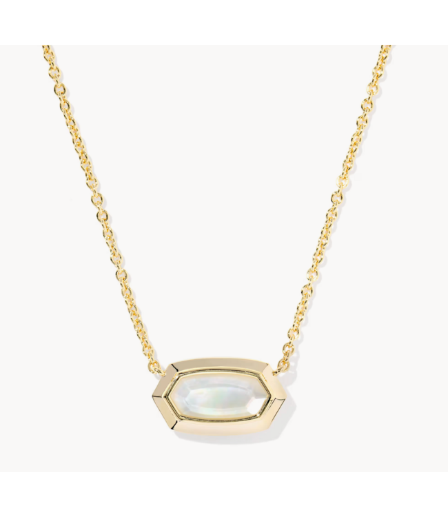 ELISA Bezel Pendant Neck