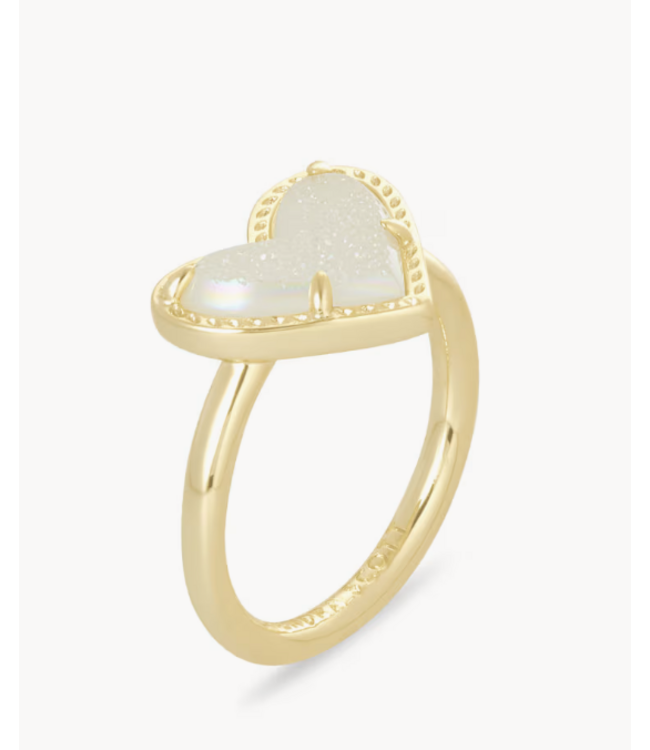 Ari Heart Band Ring