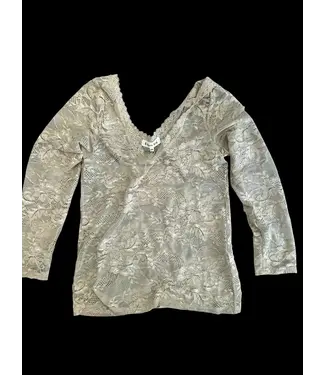 A Rare Bird Lace Vintage Layer Shirt