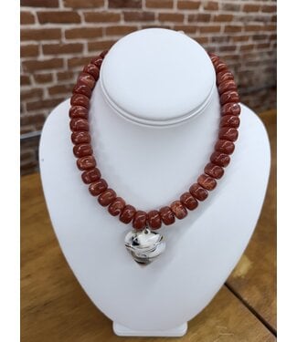 Josslyn HEART PENDANT NECKLACE