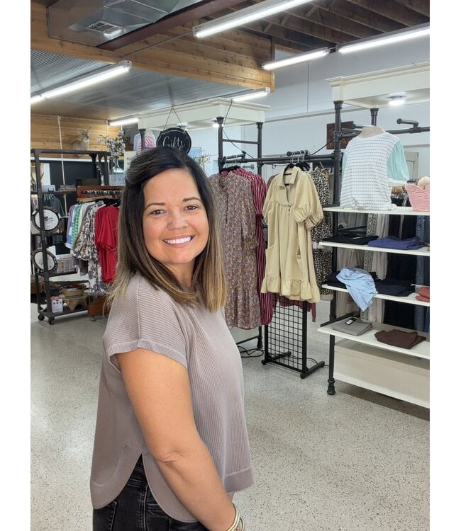 TAUPE GREY RIBBED TOP