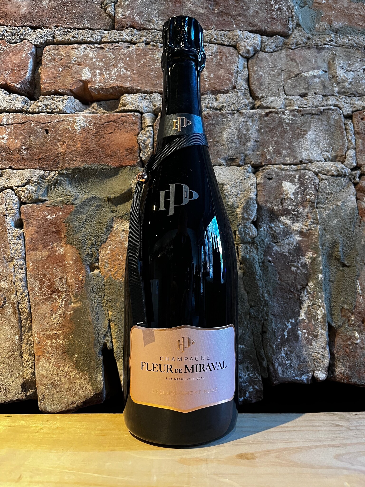 Rose Champagne, 'Exclusivement 1,' Fleur de Miraval NV - Terry's