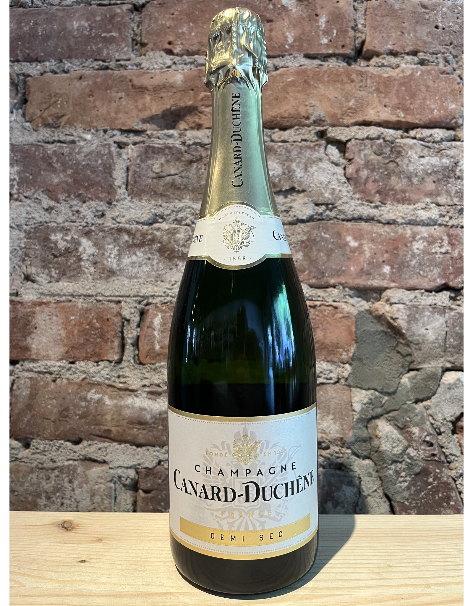 Champagne, Demi-Sec, Canard-Duchene NV