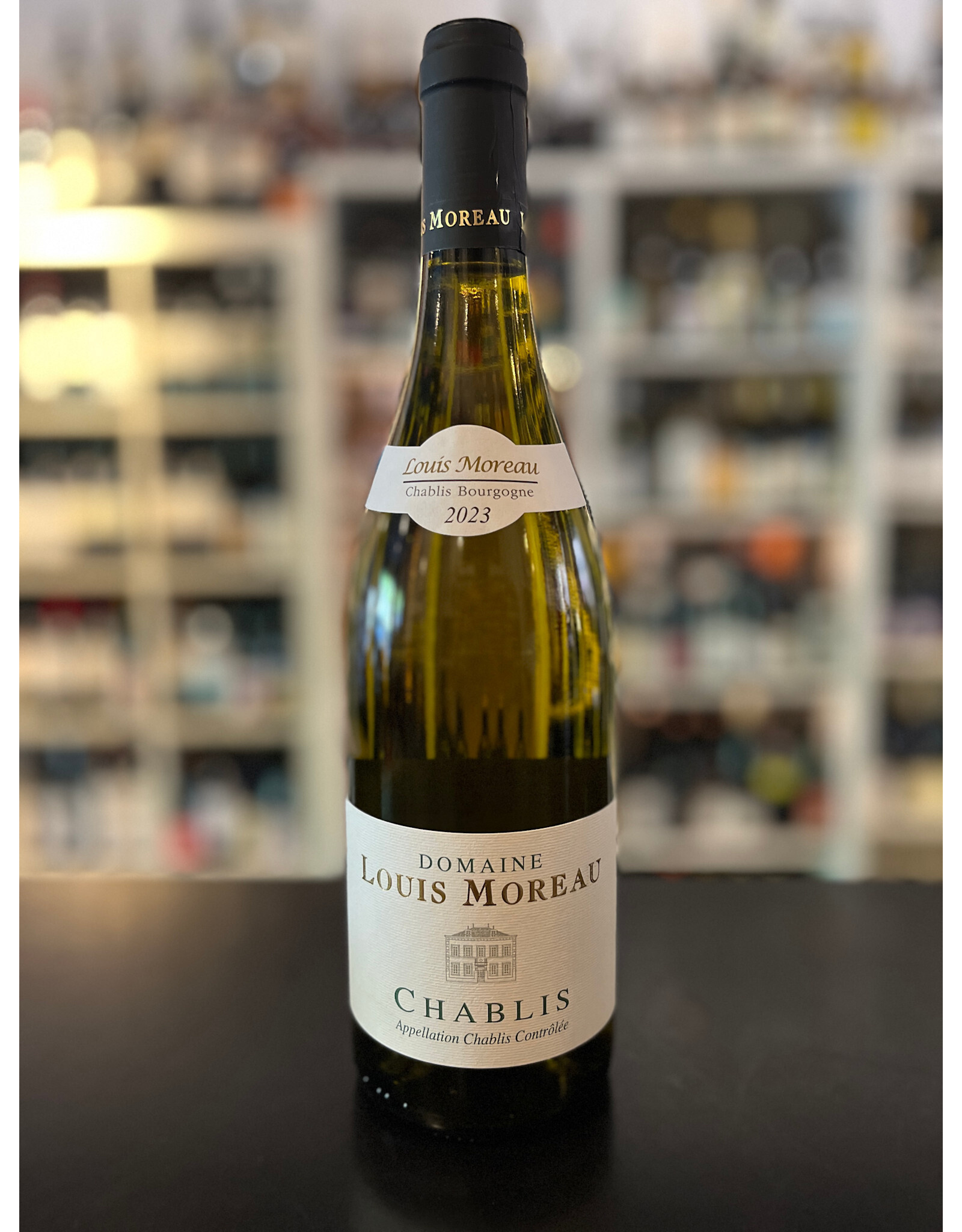 W Burgundy, Chablis, Louis Moreau 2023