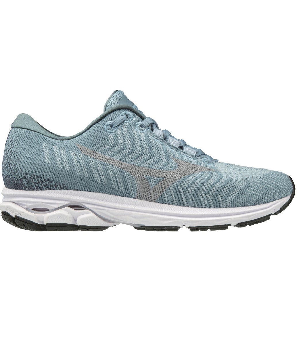 mizuno wave 3