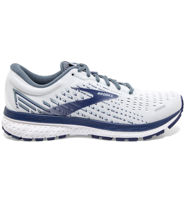 columbus sports shoes white