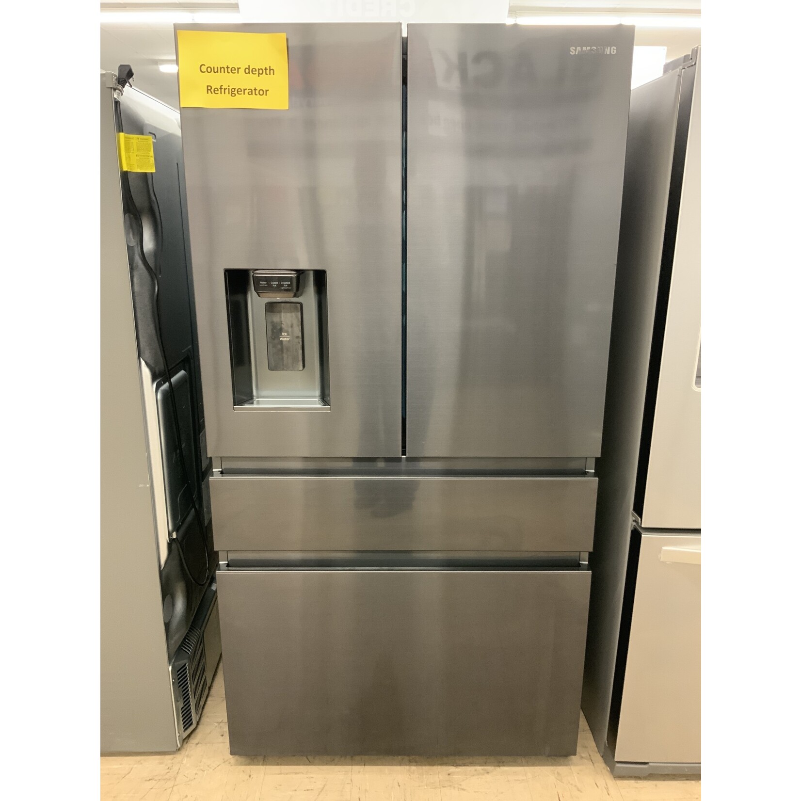 SAMSUNG DENT*RF23M8070SG   23 cu. ft. Counter Depth 4-Door French Door Refrigerator in Black Stainless Steel
