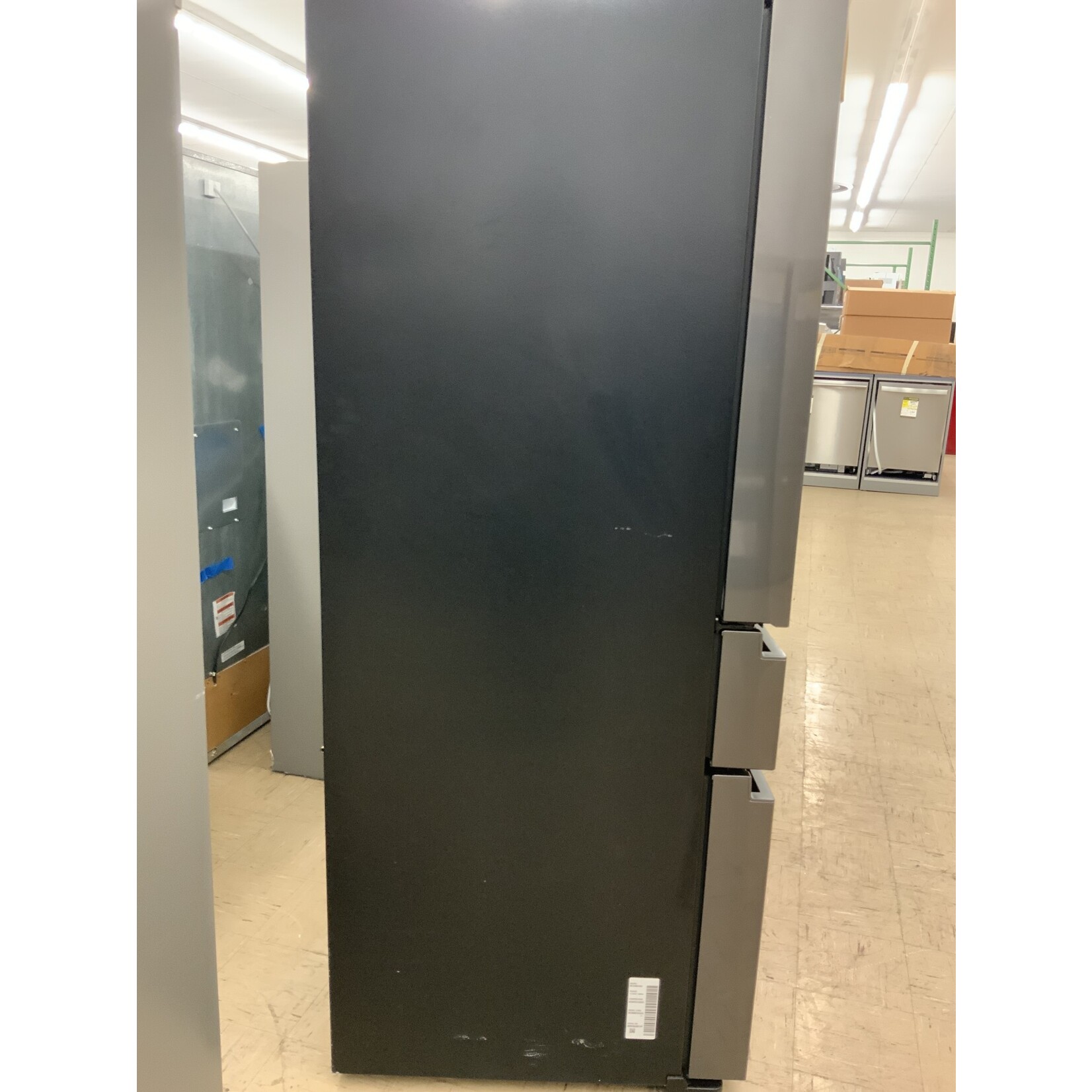SAMSUNG DENT*RF23M8070SG   23 cu. ft. Counter Depth 4-Door French Door Refrigerator in Black Stainless Steel