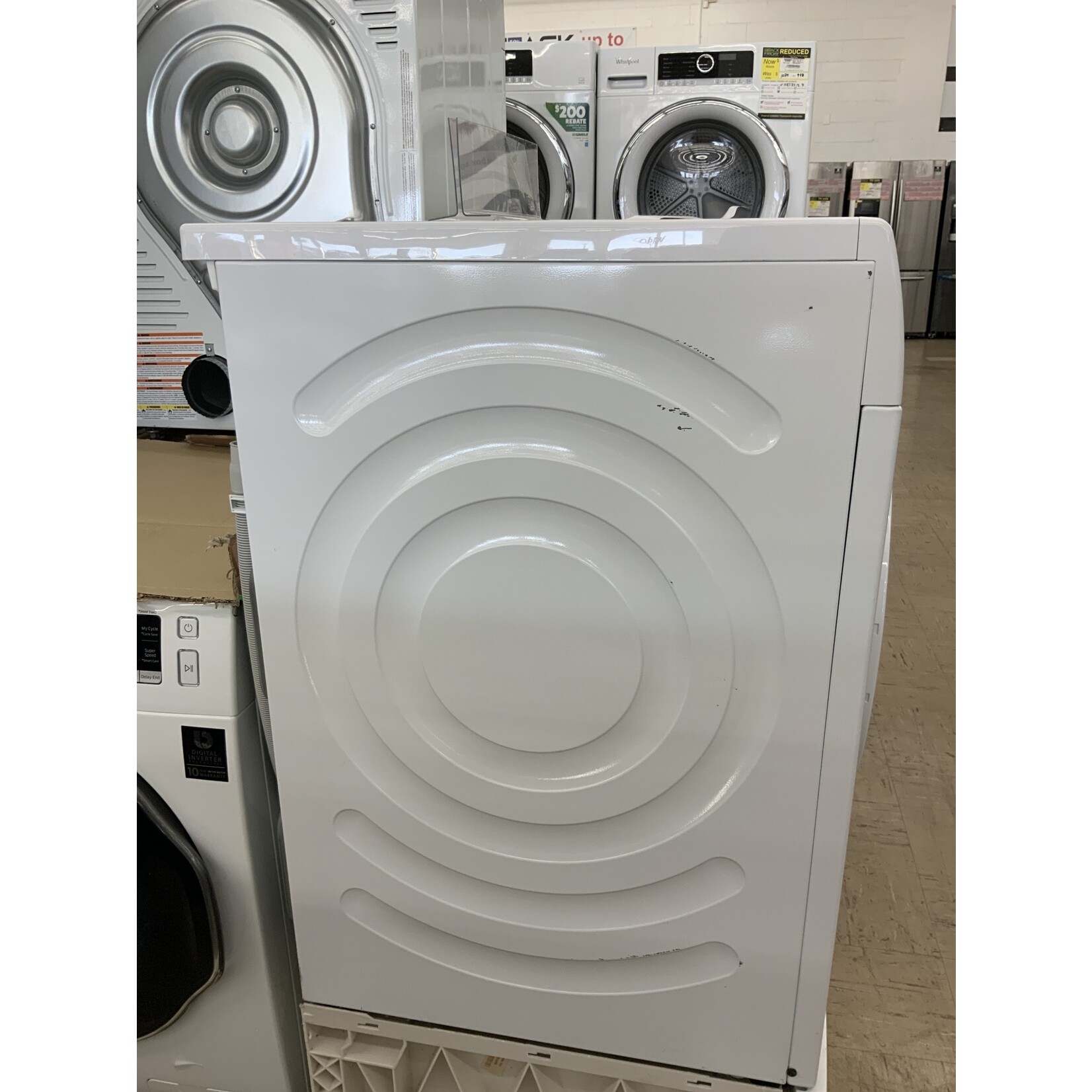 BOSCH #WAT28400UC 300 Series 24 in. 2.2 cu. ft. 240-Volt White High-Efficiency Front Load Compact Washer, ENERGY STAR